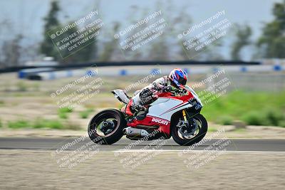 media/Apr-18-2025-TrackDaz (Fri) [[45f5874c44]]/B Group/Session 2 (Turn 7)/